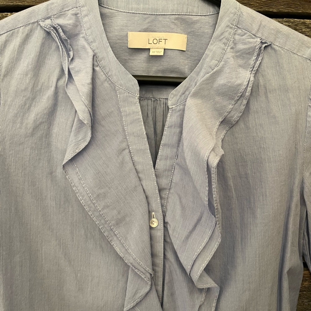 Loft Ruffle Button Up - Picture 2 of 3